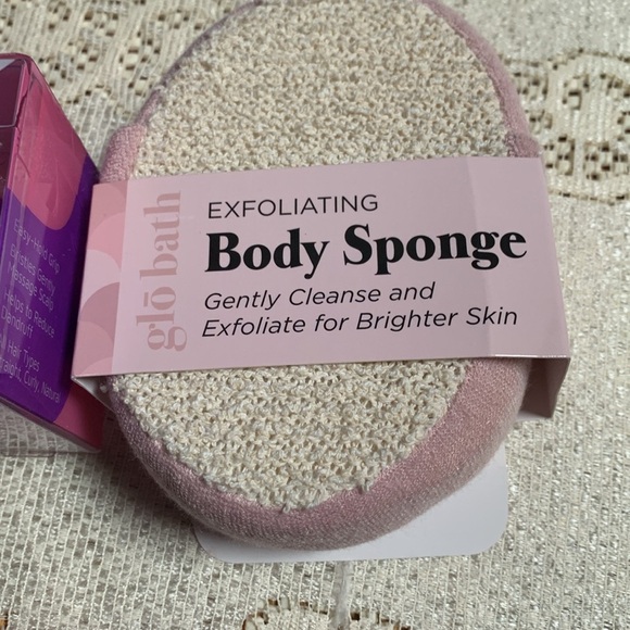 Gibson Exfoliating Body Sponge and Scalp Massager Set - Pink and Purple - Picture 3 of 3